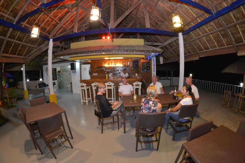 Lanas Beach Resort Romblon Island Esterno foto