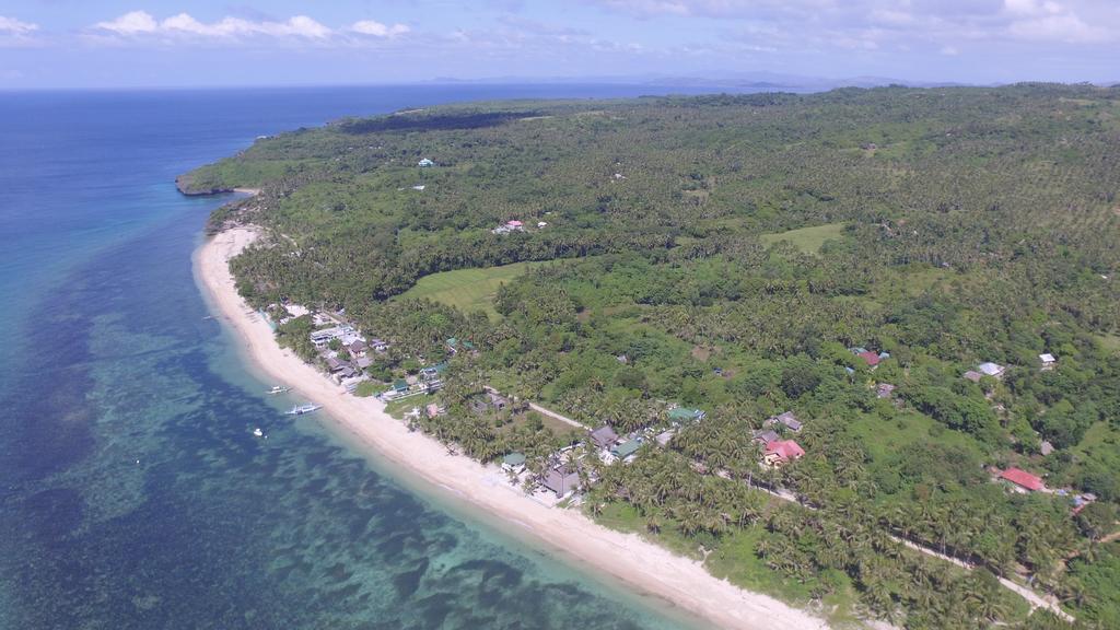 Lanas Beach Resort Romblon Island Esterno foto