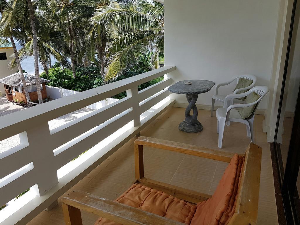 Lanas Beach Resort Romblon Island Esterno foto