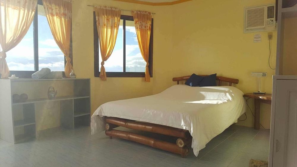 Lanas Beach Resort Romblon Island Esterno foto